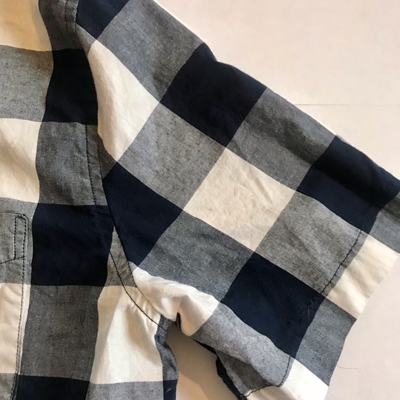 Gap Plaid Button Down Shirt in Size XXL (boys) - Picture 2 of 7